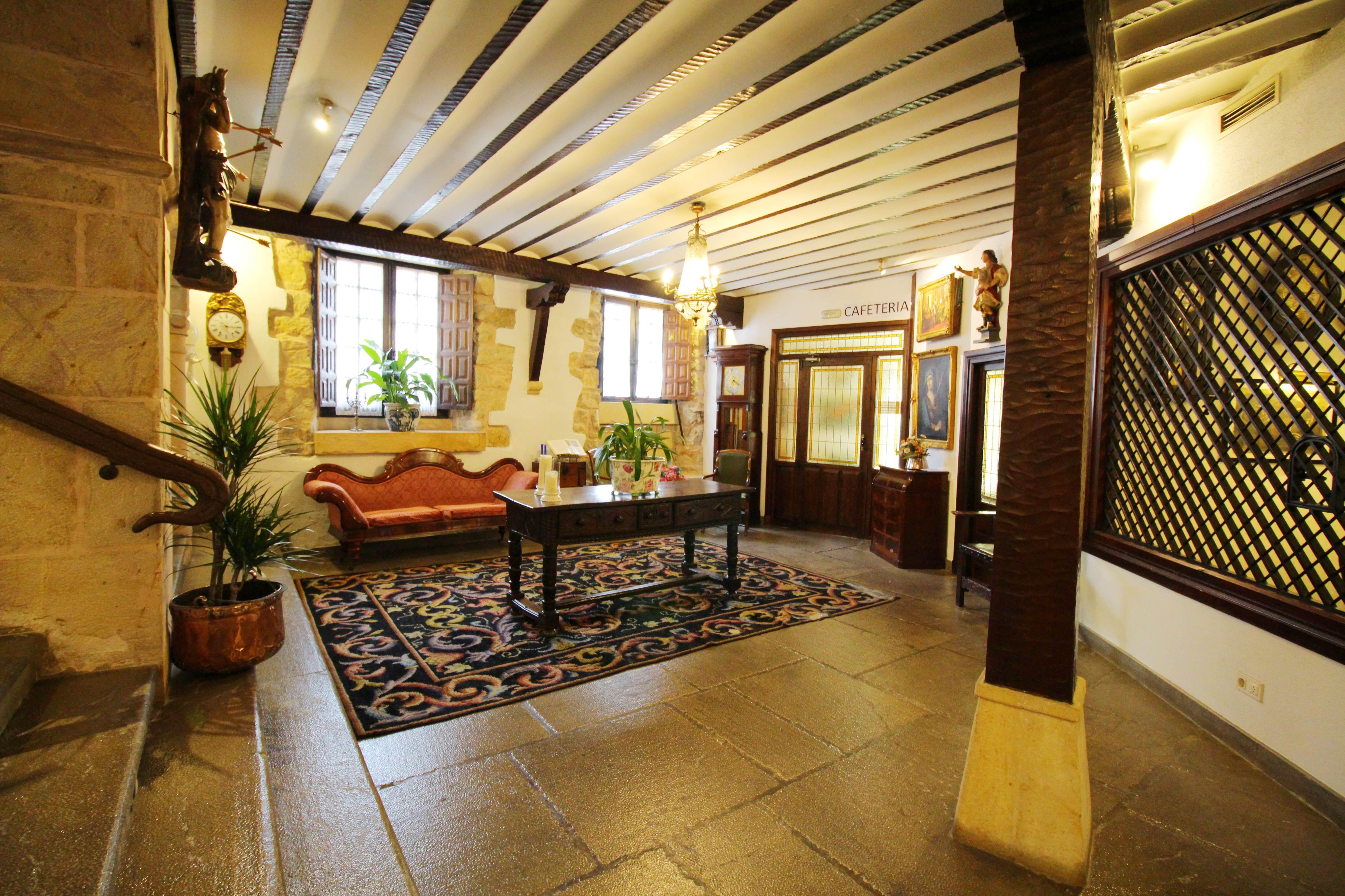 Hotel Santillana Santillana del Mar Bagian luar foto